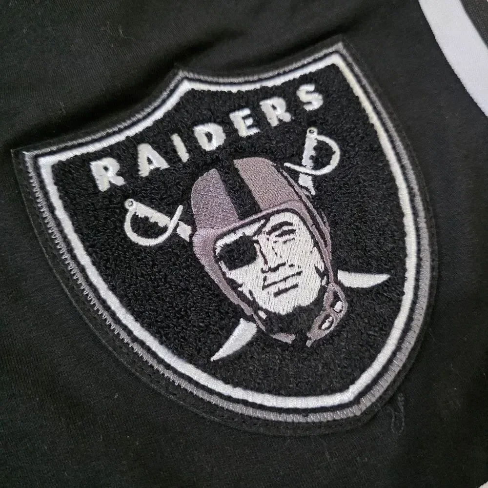 Las Vegas Raiders New Era NFL Shorts Chenille Embrodery Logos Black White XL LE